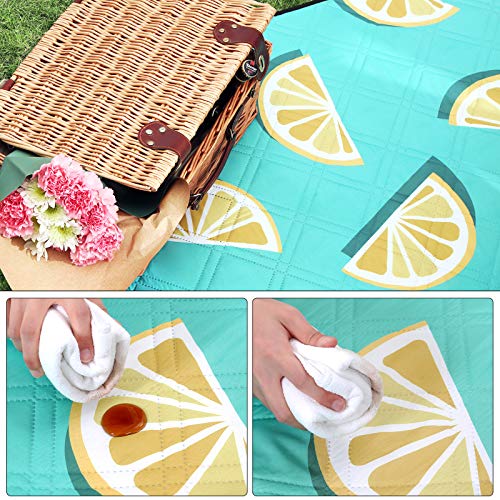 Patura de picnic, 200 x 150 cm, covoras mare de picnic si saltea pentru plaja, parc, curte, in aer liber, cu strat impermeabil, lavabila la masina, pliabila, model lamaie SONGMICS